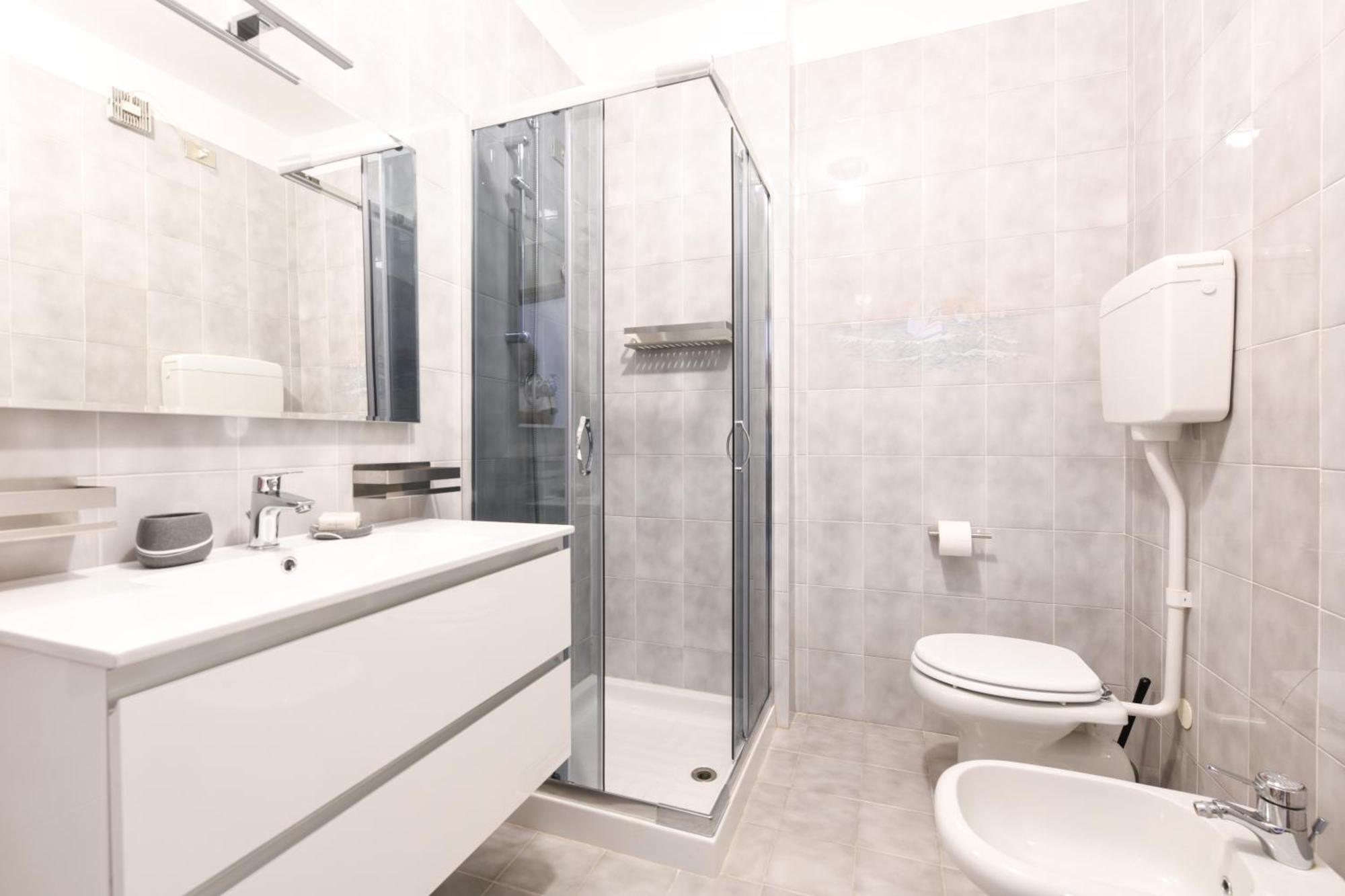 Breeze Apartment ديسينسانو ديل غاردا المظهر الخارجي الصورة